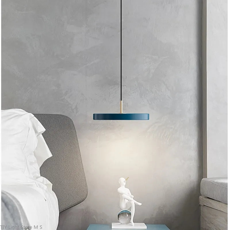 Scandinavian Hanging Lamp with Minimalist Design - Lyssa